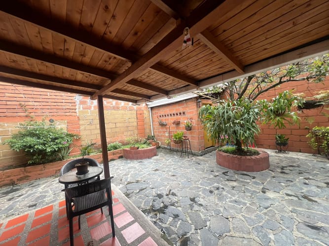 Casa de 5 alcobas en venta en Cristobal, Medellín, 120 m² · foto 24 de 24