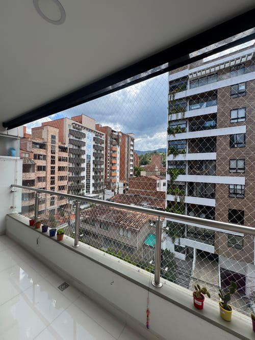 Apartamento de 3 alcobas en arriendo en Las Acacias, Medellín, 96 m² · foto 21 de 23