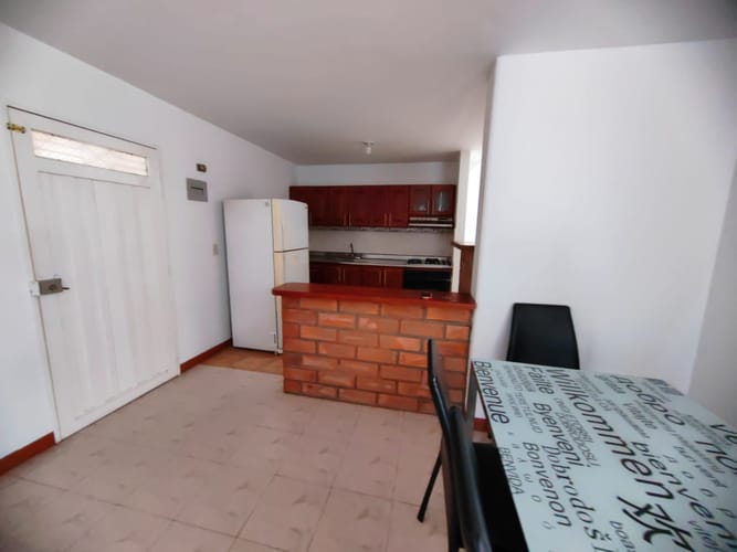 Apartamento de 3 alcobas en venta en El Carmen De Viboral, El Carmen de Viboral, 98 m² · foto 4 de 13