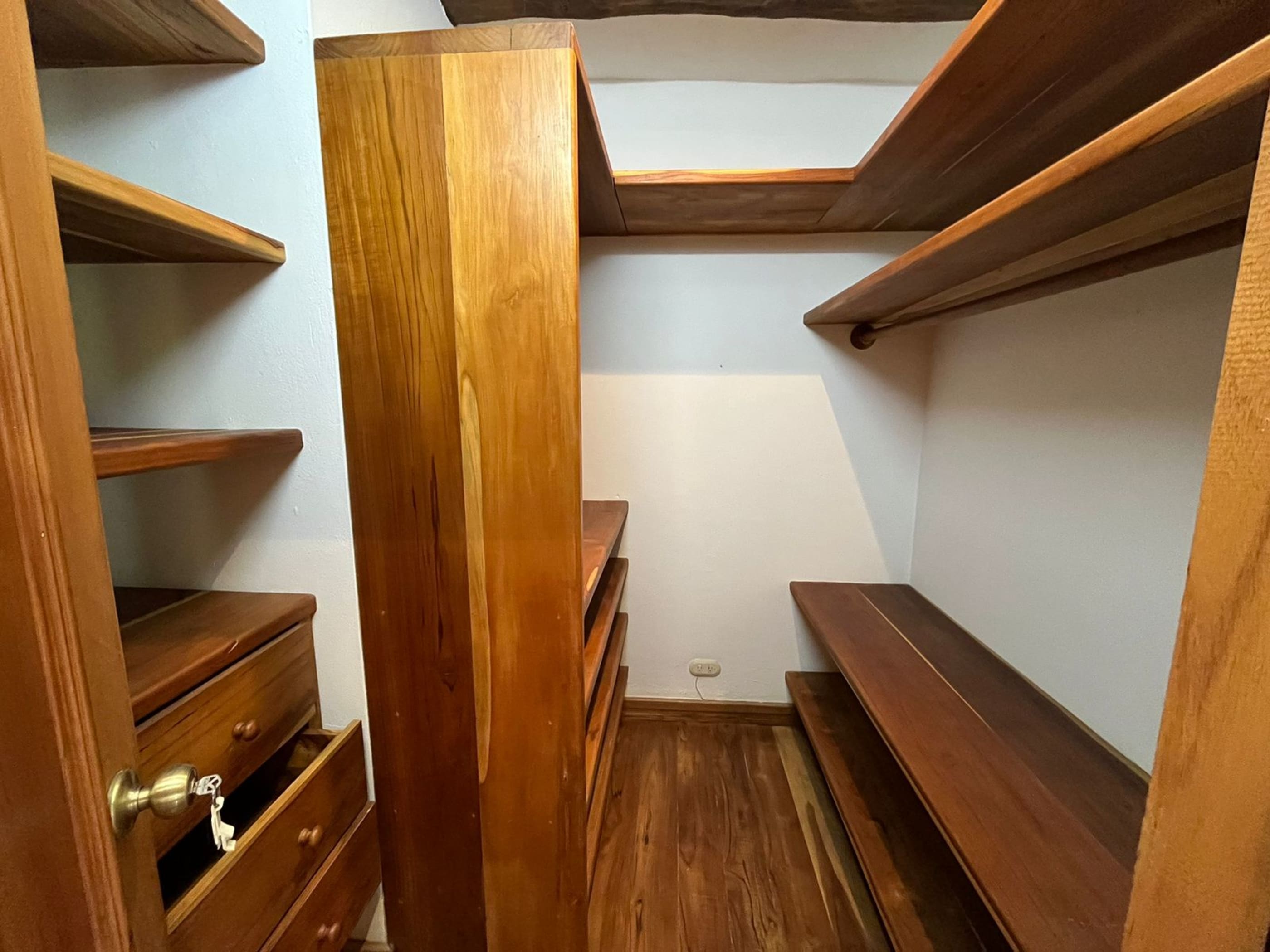 Casa en venta en Zona Centro, Envigado · foto 16 de 24