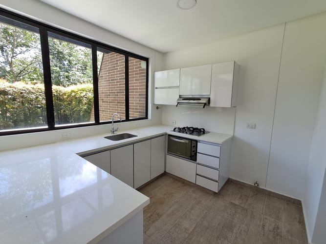 Apartamento de 2 alcobas en arriendo en Vilachuaga, Rionegro, 115 m² · foto 5 de 14