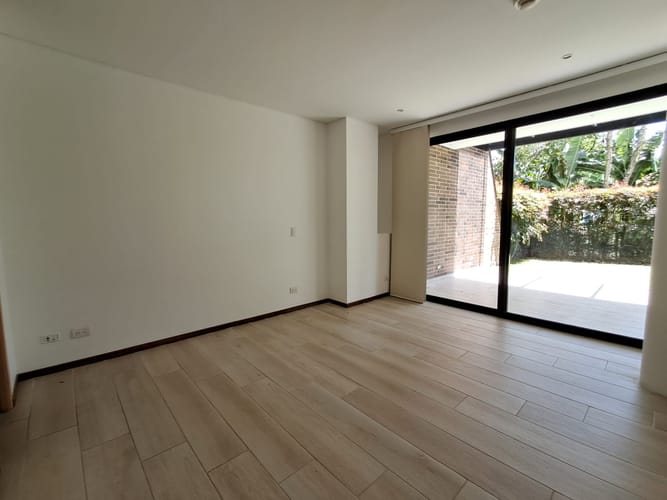 Apartamento de 2 alcobas en arriendo en Vilachuaga, Rionegro, 115 m² · foto 8 de 14