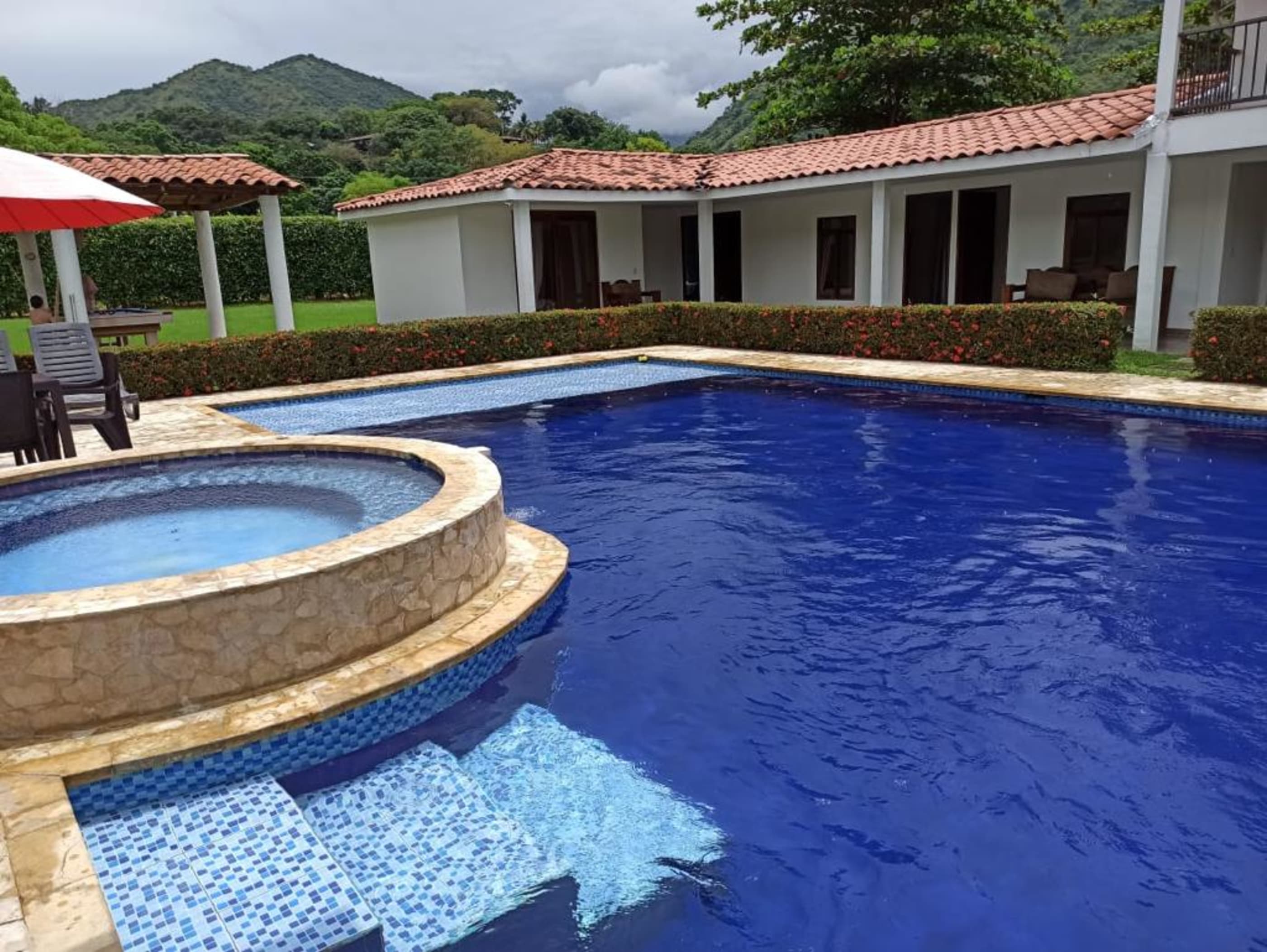 5BR Country House in Obregon (400 m²) for Sale - 4