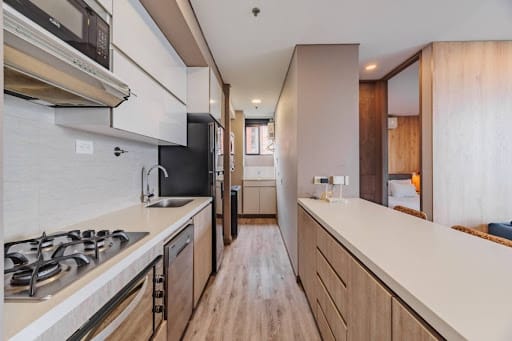 Apartamento de 2 alcobas en venta en Los Balsos, Medellín, 67 m² · foto 2 de 24