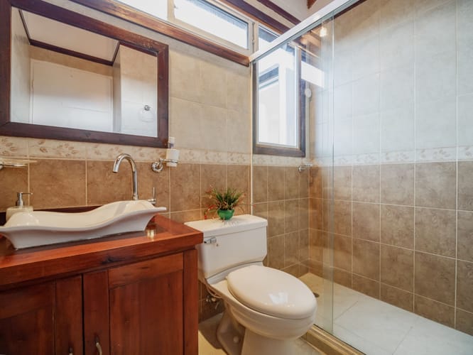 Casa de 7 alcobas en venta en Vía Las Palmas, Envigado, 407 m² · foto 14 de 24
