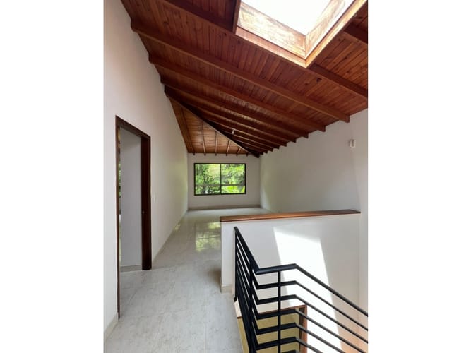 Casa de 3 alcobas en venta en Loma Del Esmeraldal, Envigado, 187 m² · foto 7 de 24