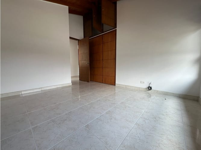 Casa de 3 alcobas en venta en Loma Del Esmeraldal, Envigado, 187 m² · foto 14 de 24