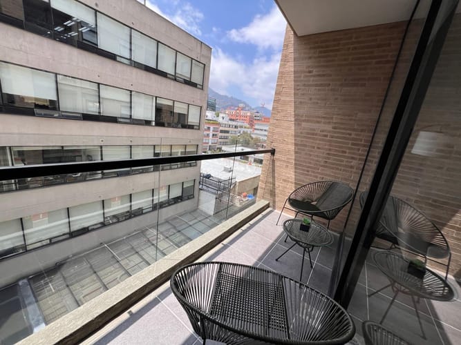 Apartamento de 1 alcoba en arriendo en Chico Norte, Bogotá, 60 m² · foto 3 de 10