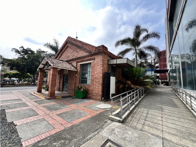Local en venta en Chipichape, Cali, 185 m² · foto 3 de 12