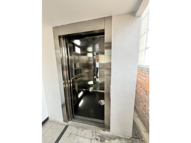 Local en venta en Chipichape, Cali, 185 m² · foto 7 de 12