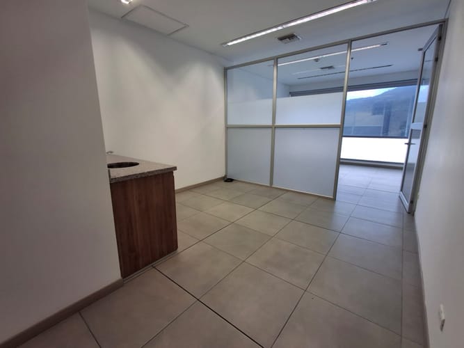 Oficina en arriendo en Chipichape, Cali, 37 m² · foto 3 de 10