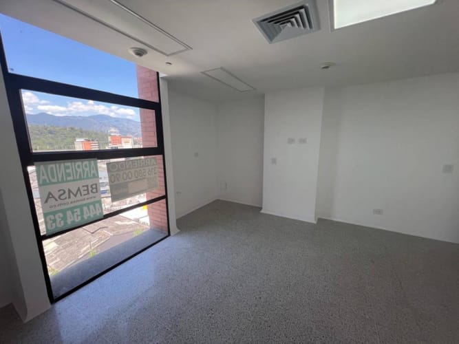 Consultorio en arriendo en San Diego, Medellín, 37 m² · foto 7 de 13