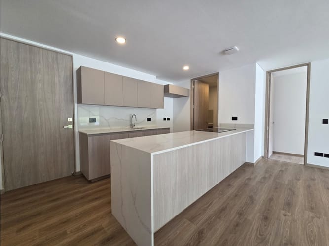 Apartamento de 2 alcobas en venta en Sajonia, Rionegro, 140 m² · foto 3 de 24