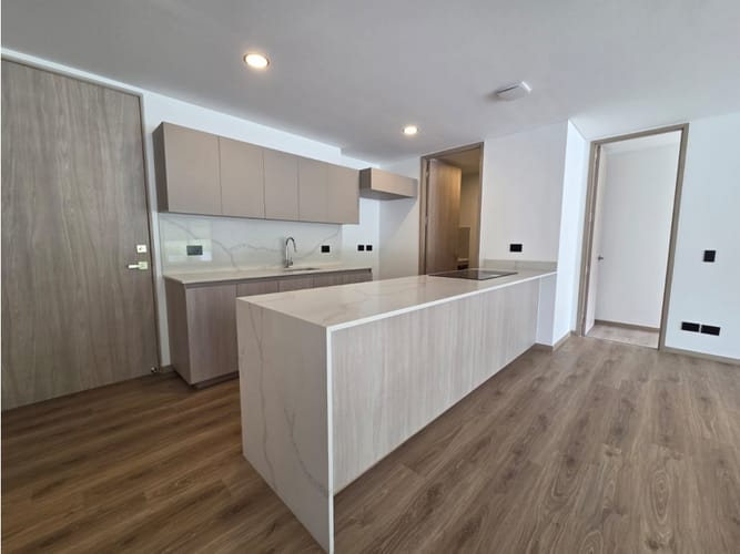 Apartamento de 2 alcobas en venta en Sajonia, Rionegro, 140 m² · foto 4 de 24