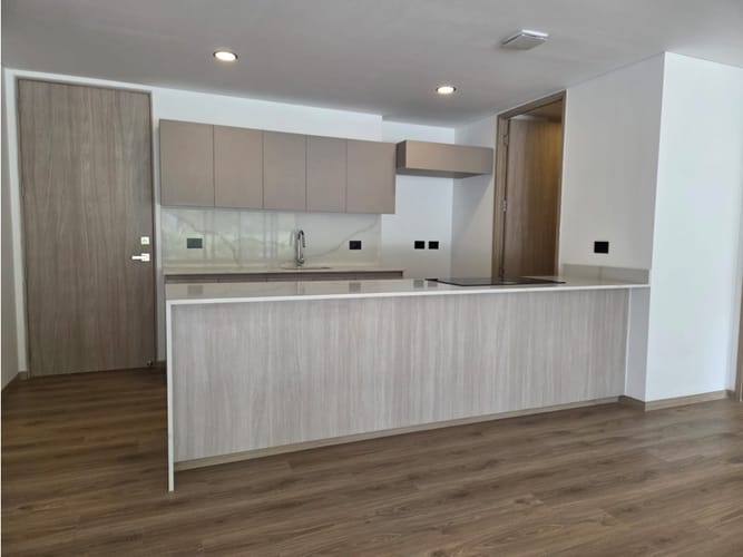 Apartamento de 2 alcobas en venta en Sajonia, Rionegro, 140 m² · foto 10 de 24