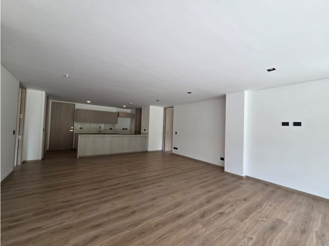 Apartamento de 2 alcobas en venta en Sajonia, Rionegro, 140 m² · foto 12 de 24