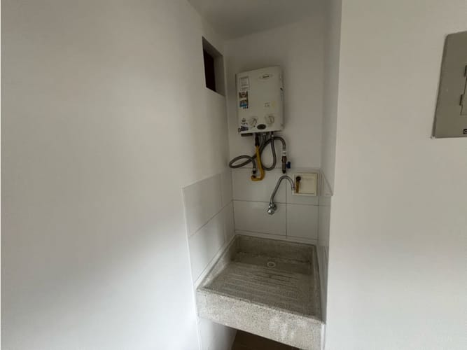 Apartamento de 2 alcobas en arriendo en Entre Amigos, Sabaneta, 67 m² · foto 10 de 18