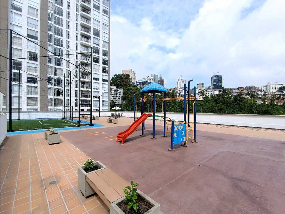 Apartamento en arriendo en Baja Suiza, Manizales · foto 3 de 24