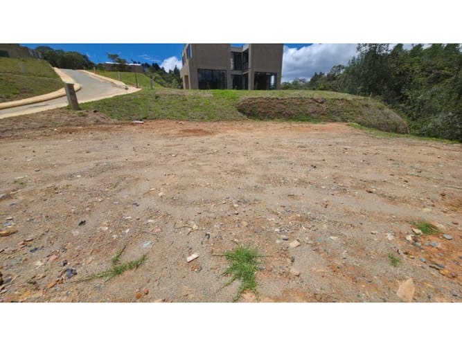 Lote en venta en Las Palmas, Envigado, 244 m² · foto 6 de 11