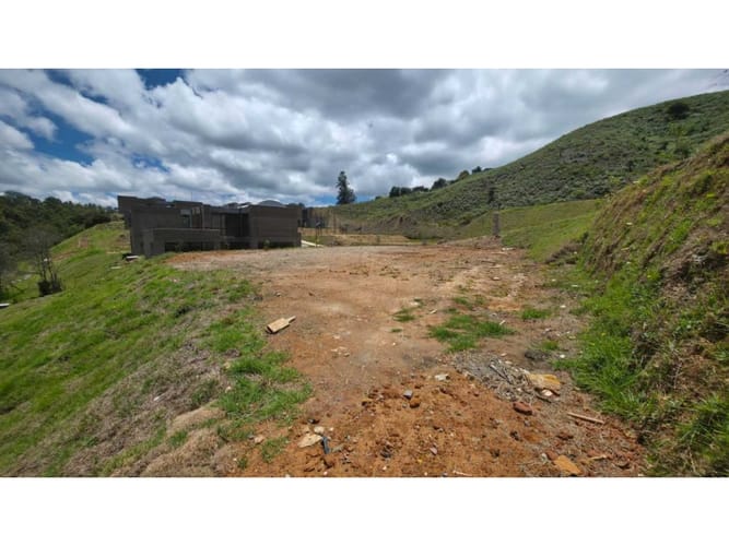 Lote en venta en Las Palmas, Envigado, 244 m² · foto 9 de 11