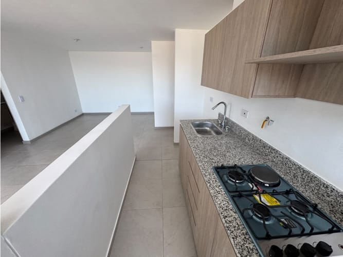 Apartamento en arriendo en La Cuenca, Envigado, 70 m² · foto 2 de 24