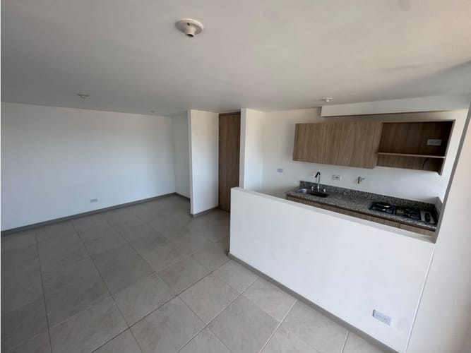 Apartamento en arriendo en La Cuenca, Envigado, 70 m² · foto 6 de 24