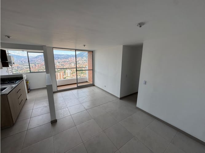 Apartamento en arriendo en La Cuenca, Envigado, 70 m² · foto 8 de 24