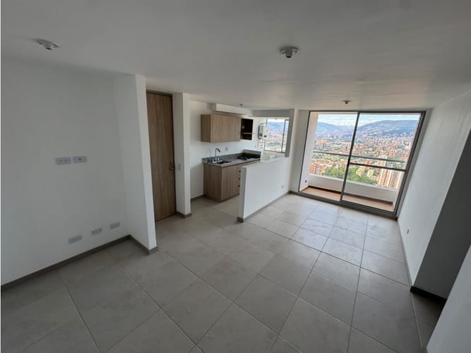 Apartamento en arriendo en La Cuenca, Envigado, 70 m² · foto 9 de 24