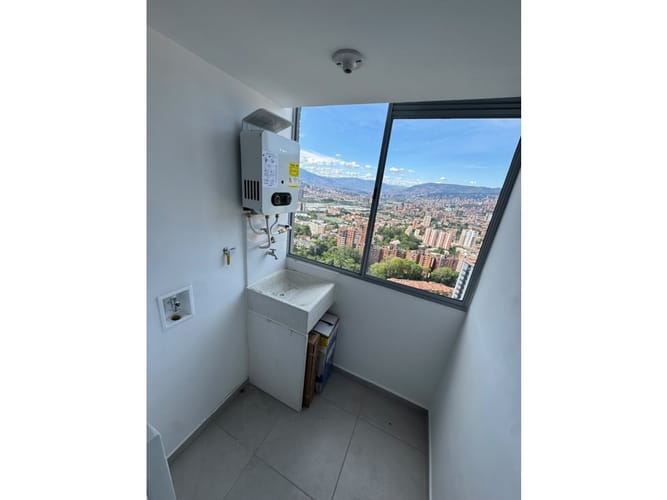 Apartamento en arriendo en La Cuenca, Envigado, 70 m² · foto 11 de 24