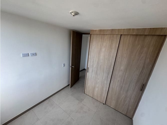Apartamento en arriendo en La Cuenca, Envigado, 70 m² · foto 13 de 24