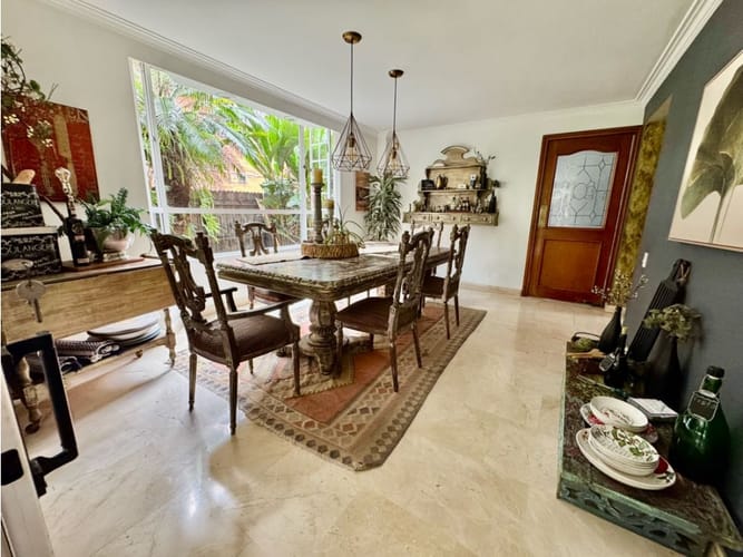 Casa de 3 alcobas en venta en Loma Benedictinos, Envigado, 316 m² · foto 13 de 24