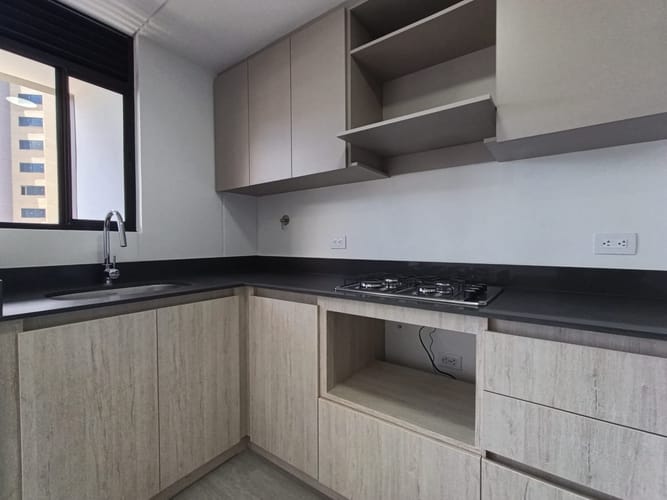 Apartamento de 2 alcobas en arriendo en San Diego, Medellín, 64 m² · foto 7 de 13