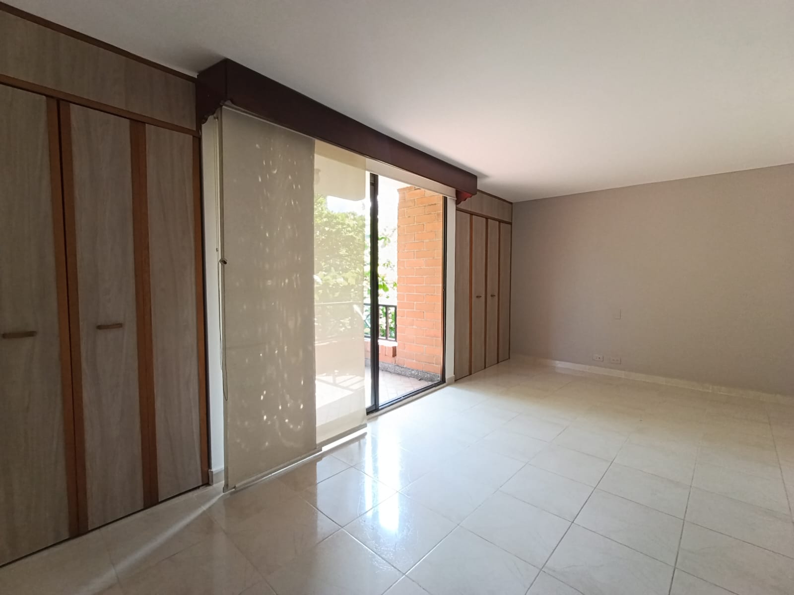 Apartamento en arriendo en El Poblado, Medellín · foto 2 de 10