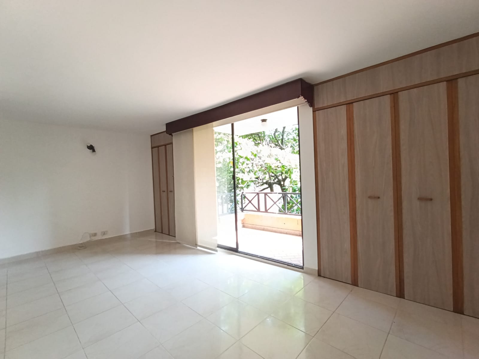 Apartamento en arriendo en El Poblado, Medellín · foto 3 de 10