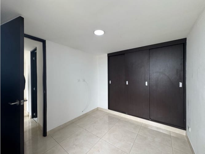Apartamento de 2 alcobas en venta en Pablo Vi Norte, Bogotá, 42 m² · foto 2 de 18