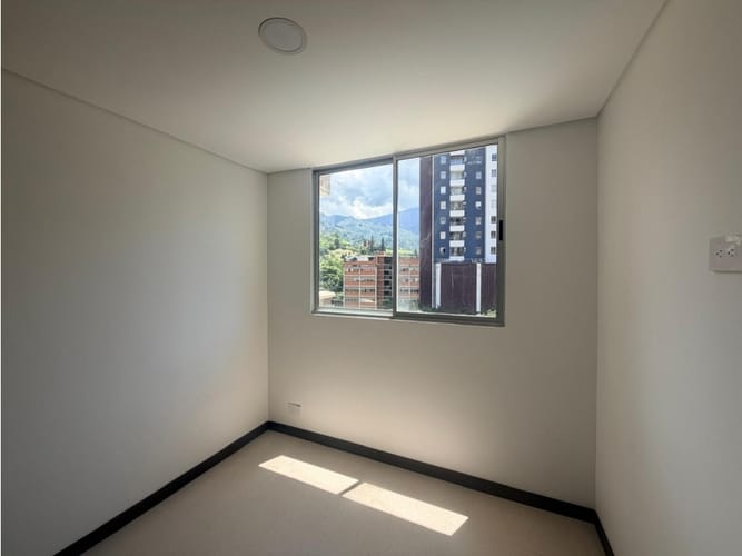Apartamento de 3 alcobas en venta en La Doctora, Sabaneta, 68 m² · foto 6 de 18