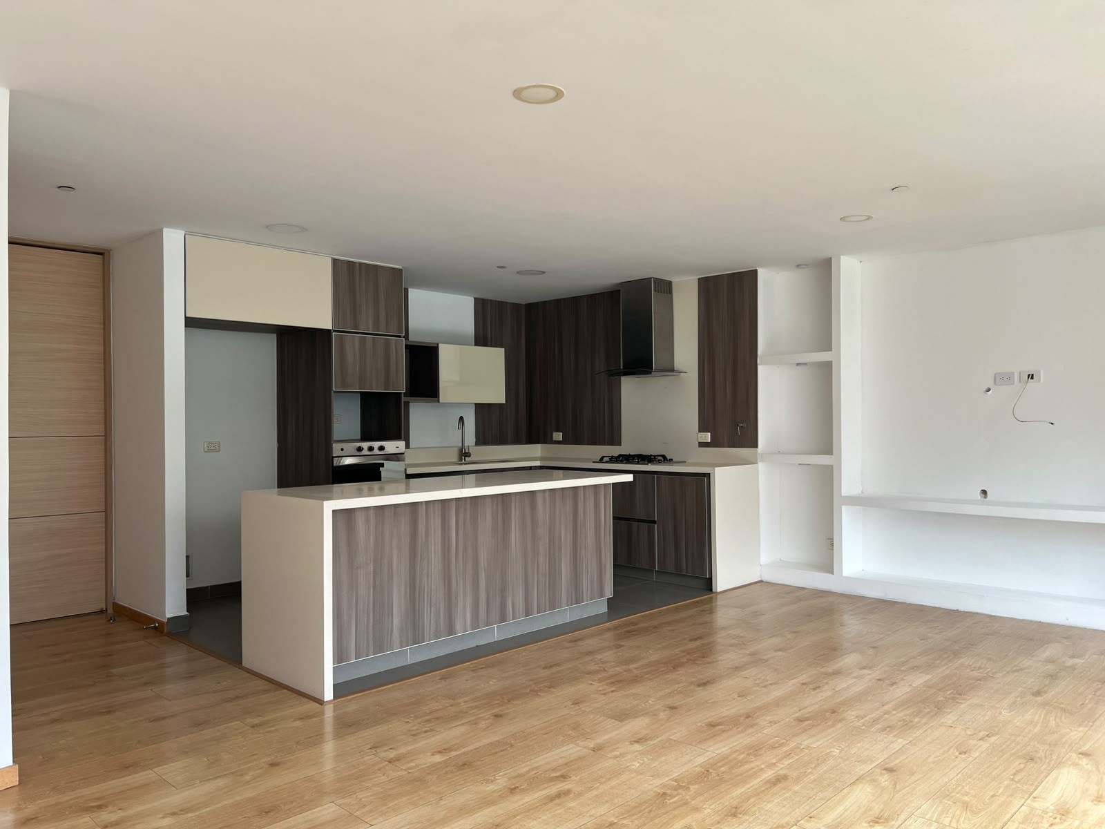 Apartamento en venta en Escobero, Envigado · foto 6 de 17