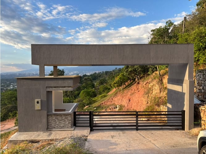 Lote en venta en Ruitoque, Girón, 722 m² · foto 2 de 17