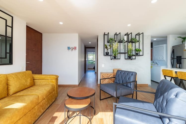Apartamento de 2 alcobas en venta en El Poblado, Medellín, 75 m² · foto 7 de 24