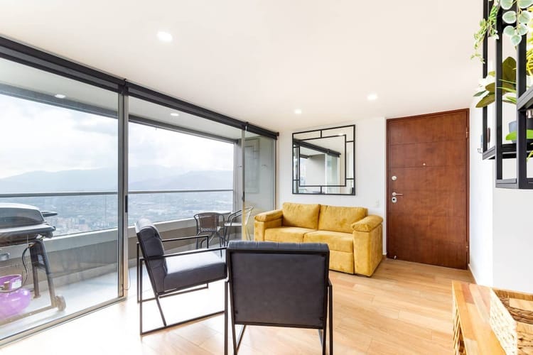 Apartamento de 2 alcobas en venta en El Poblado, Medellín, 75 m² · foto 5 de 24