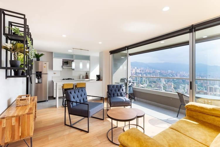 Apartamento de 2 alcobas en venta en El Poblado, Medellín, 75 m² · foto 6 de 24