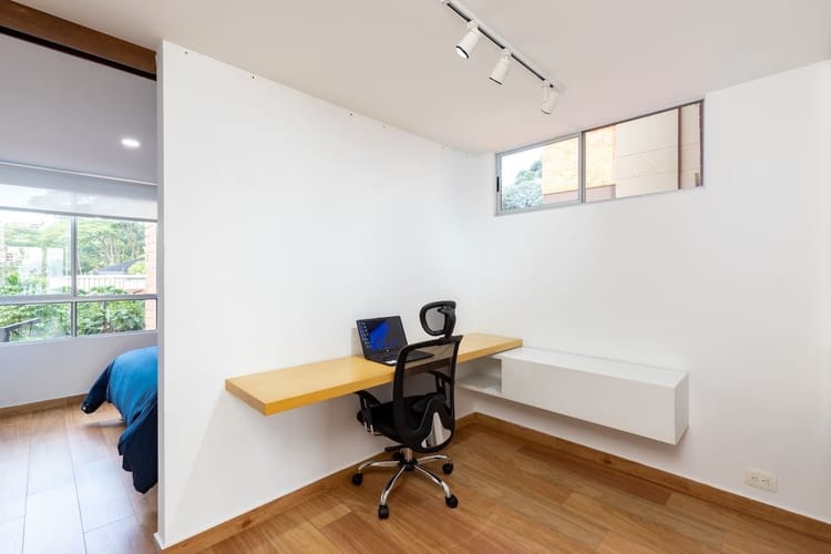 Apartamento de 2 alcobas en venta en El Poblado, Medellín, 75 m² · foto 19 de 24