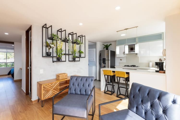Apartamento de 2 alcobas en venta en El Poblado, Medellín, 75 m² · foto 9 de 24