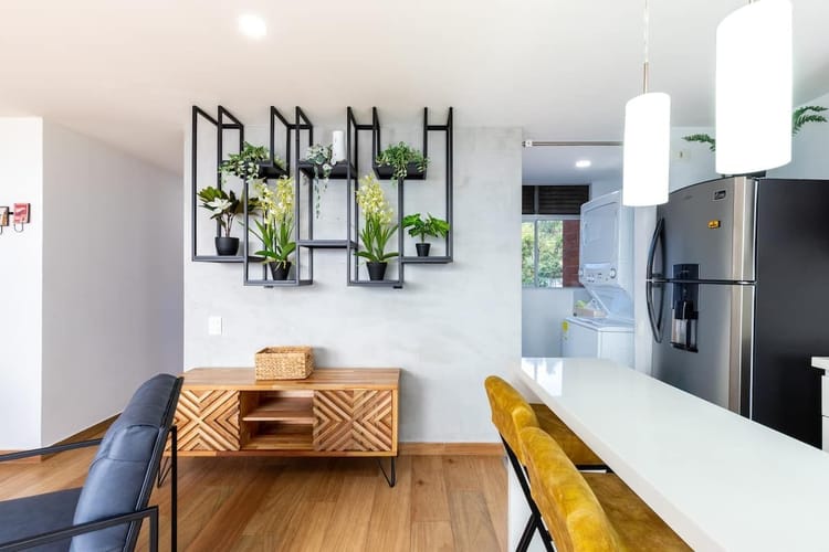 Apartamento de 2 alcobas en venta en El Poblado, Medellín, 75 m² · foto 14 de 24