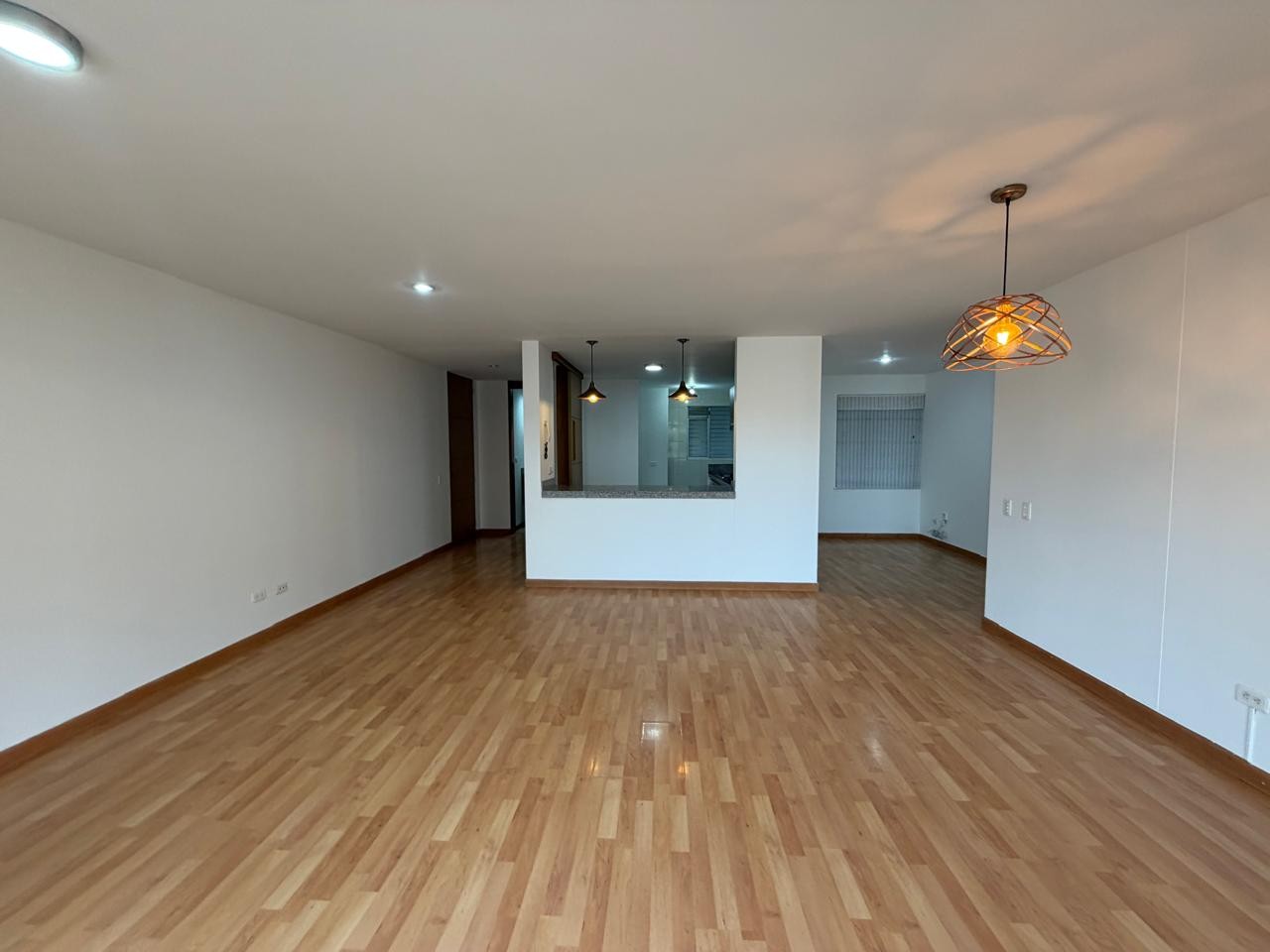Apartamento en venta en Cedritos, Bogotá · foto 3 de 21