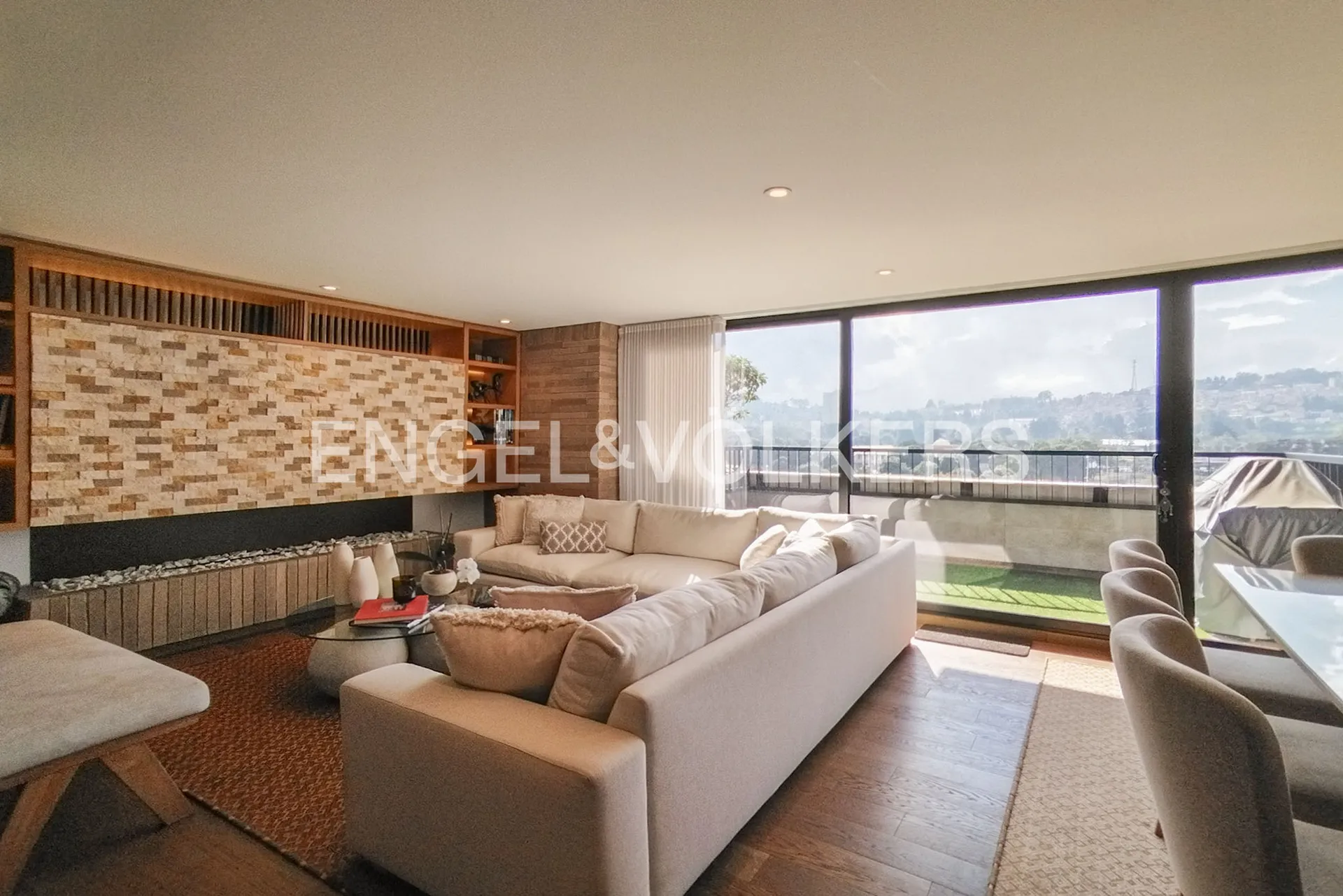 Apartamento en venta en Colina Campestre, Bogotá · foto 2 de 20