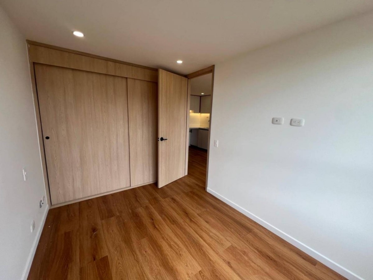 Apartaestudio en arriendo en Ciudad Salitre, Bogotá · foto 8 de 8