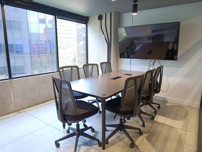 Oficina en arriendo en Patio Bonito, Medellín, 909 m² · foto 5 de 10