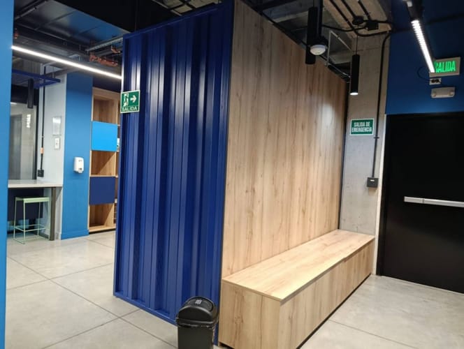 Oficina en arriendo en Patio Bonito, Medellín, 909 m² · foto 7 de 10