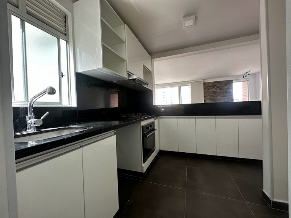 Apartamento en arriendo en Alejandria, Bogotá · foto 4 de 16